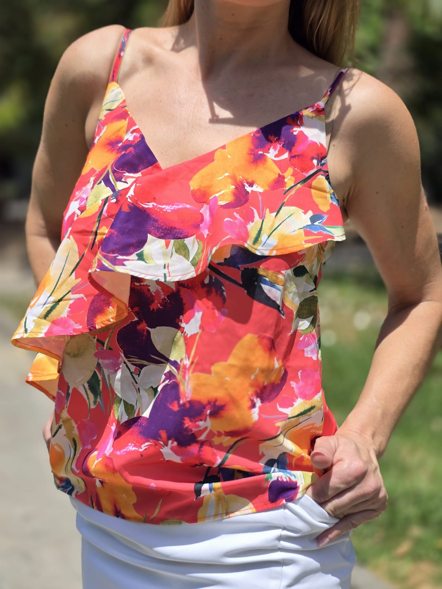 Blusa de tiros estampada con volantes GUESS